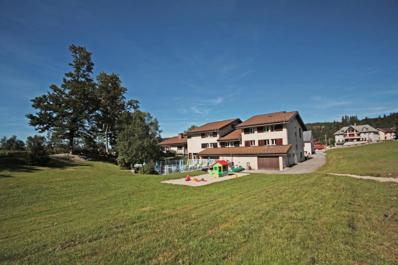 Village De Vacances Les Chevreuils Bellefontaine  Eksteriør bilde